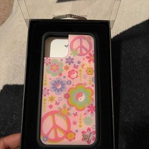 PEACE N LUV WILDFLOWER CASE☮️💗